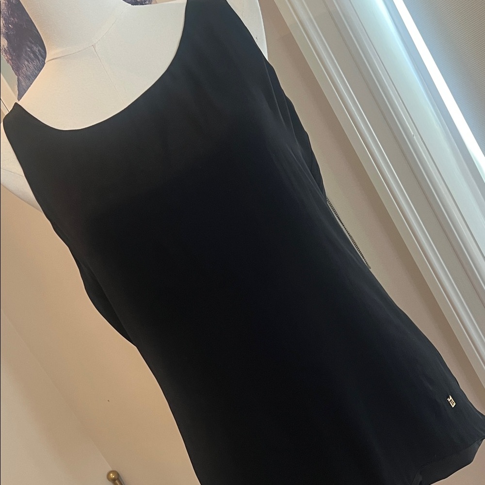 Elegant Black Women's Tank Top